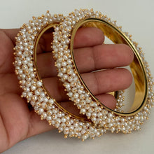 Set of 2 Clustered pearls Bangle/Indian classic bangles/Bridal bangles/Indian wedding Jewelry/Gold bangles/chuda bangles/Pearl bangles