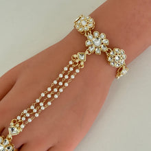 Kundan Hath Paan/Bracelet/Haath phool/Hathh Panja/finger Hand bracelet/Bridal Jewelry/hand harness/Indian Hand Jewelry/Indian wedding jewelr