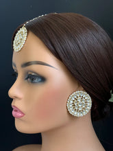 Kundan Tikka w/ Earring Set- Indian Bridal Maang Tikka, Teeka, Tika Headpiece - Handmade Pearl Jewelry For Women - Bollywood Bridesmaid Gift