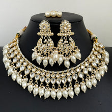 White Pearl Kundan Necklace Set/Kundan Choker/ Bollywood Jewelry/ Indian Pakistani necklace/ punjabi necklace/bridal necklace/indian wedding