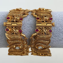 Gold Lotus bangle/Indian bangles/Antique Openable bangles/Temple Jewelry/Bridal Bangles/Indian Wedding/Pakistani /South indian jewelry 1pc