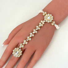 Kundan Single Hath Paan/Bracelet/Haath phool/Hathh Panja/finger Hand bracelet/Bridal Jewelry/hand harness/Indian Hand Jewelry/Indian wedding