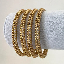 Indian Gold bangles, Temple Jewelry, South Indian bangles, Kada bangles, Indian Jewelry, Pakistani jewelry, Set of 4 bangles