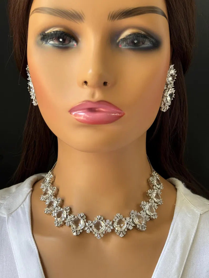 White silver American Diamond necklace/Delicate CZ Stones Necklace/Elegant/Unique Jewelry/Indian/Pakistani/Bollywood/Indian Wedding/Bridal