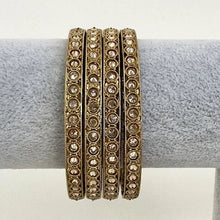 Set of 4 Polki Kundan antique finish Bangles Set mix Sizes Punjabi Pearl bangles Set/Bridal bangles/Antique bangles/Polki Reverse AD bangles