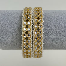 Bollywood Style Kundan Pearl Bangles Set(2 Pc)/Indian bangles/Punjabi Pearl bangles Set/Bridal bangles/wedding jewelry
