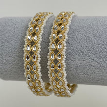 Bollywood Style Kundan Pearl Bangles Set(2 Pc)/Indian bangles/Punjabi Pearl bangles Set/Bridal bangles/wedding jewelry