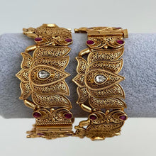 Gold Lotus bangle/Indian bangles/Antique Openable bangles/Temple Jewelry/Bridal Bangles/Indian Wedding/Pakistani /South indian jewelry 1pc