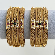 Set of 6 Matt gold Rajwadi bangles choda set/Bridal bangles/Antique bangles/Gold bangles/Rajwadi bangles/Kundan stone bangles