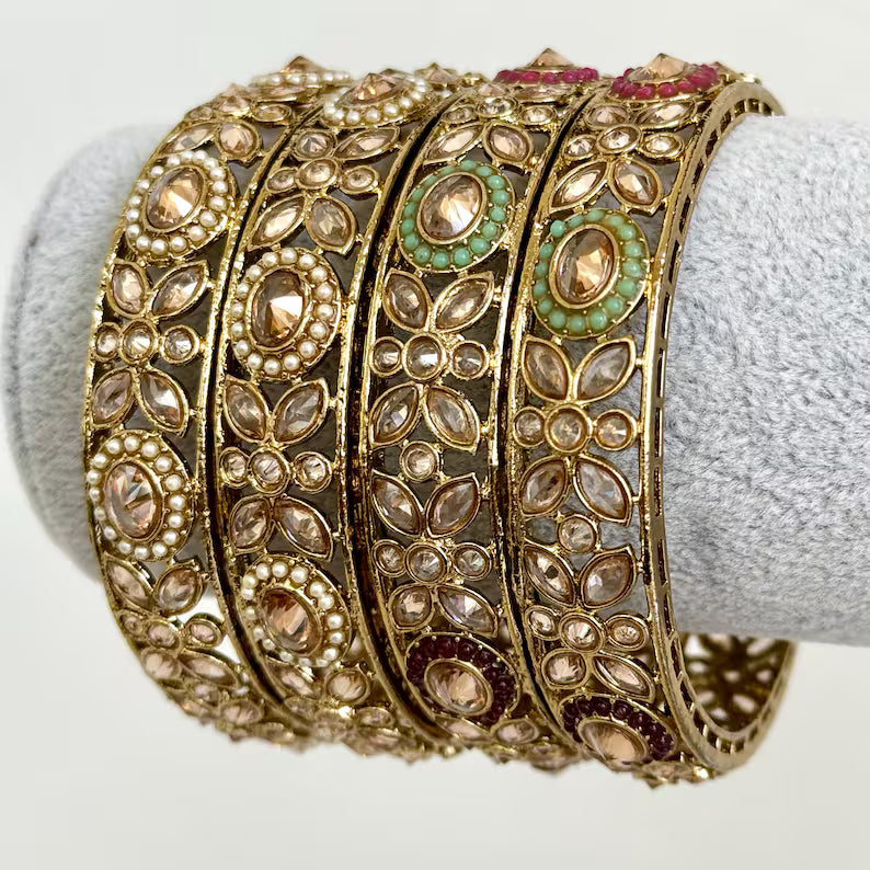 A Pair of Polki Pearl Kundan antique dull gold finish Bangles Pair /Punjabi bangles/Bridal bangles/Indian wedding jewelry/Pakistani/Kada