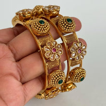 Set of 2 Ruby Green Gold RajwadiBangles(2 PC)/Pacheli Bangles/Indian Bangles/Polki stone bangles/Indian wedding/bridal chuda bangles