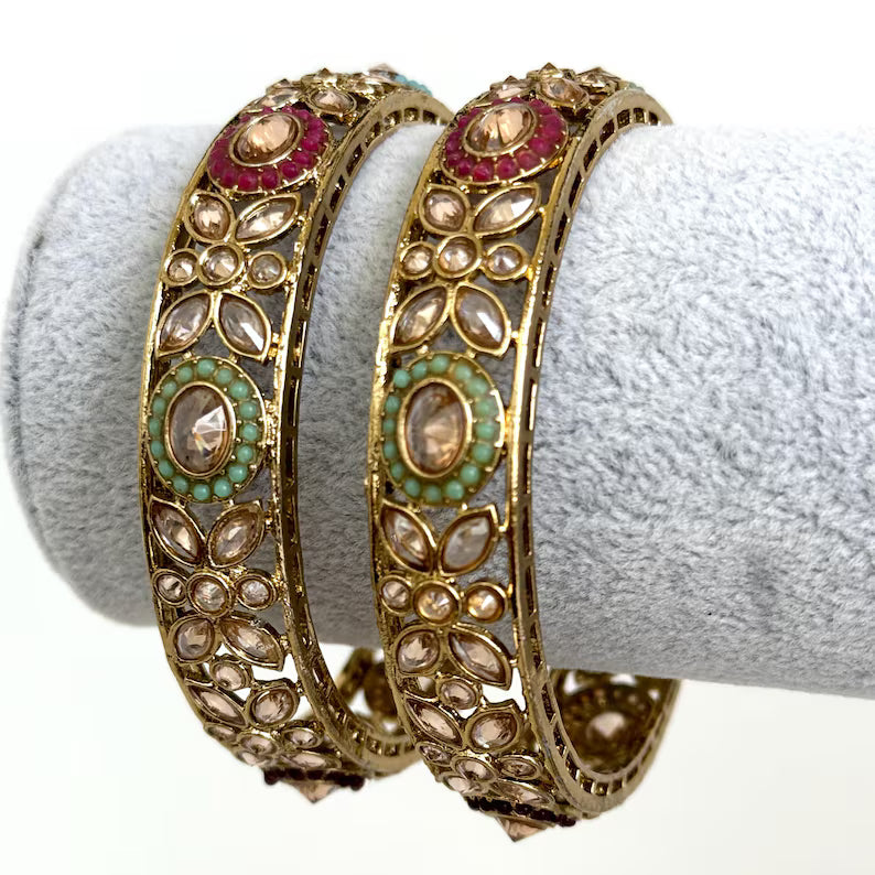 A Pair of Polki Pearl Kundan antique dull gold finish Bangles Pair /Punjabi bangles/Bridal bangles/Indian wedding jewelry/Pakistani/Kada