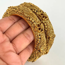 Gold Kada bangles 2pc, Indian Amrapali bangles, Antique bangles, Temple Jewelry, South indian bangles, Bridal Bangles, Indian Wedding