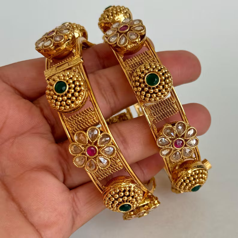 Set of 2 Ruby Green Gold RajwadiBangles(2 PC)/Pacheli Bangles/Indian Bangles/Polki stone bangles/Indian wedding/bridal chuda bangles