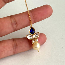 Dainty Maang tikka/ Kundan Tikka/ Indian Jewelry/ Indian Wedding Jewelry/ Pakistani Jewelry/ Jhoomer/ Matha patti/ Indian forehead jewelry