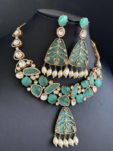 Mint Victorian uncut polki monalisa stone Necklace, Sabyasachi Necklace, Statement Necklace, Semi Precious Necklace, Designer necklace