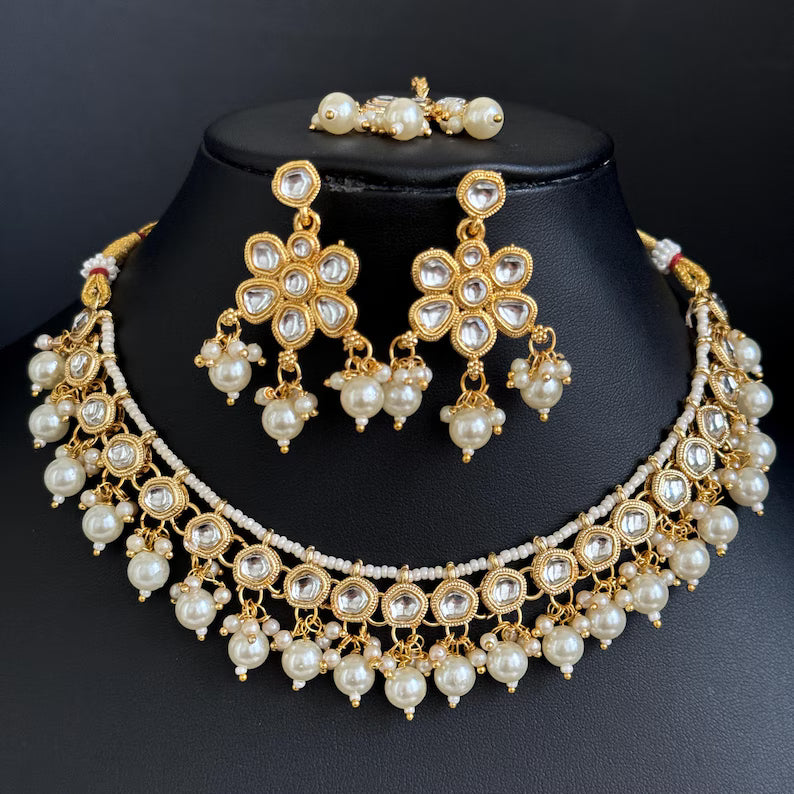 White Pearl Kundan Necklace Set/Kundan Choker/ Bollywood Jewelry/ Indian jewelry/ Pakistani necklace/ punjabi necklace/bridal/indian wedding