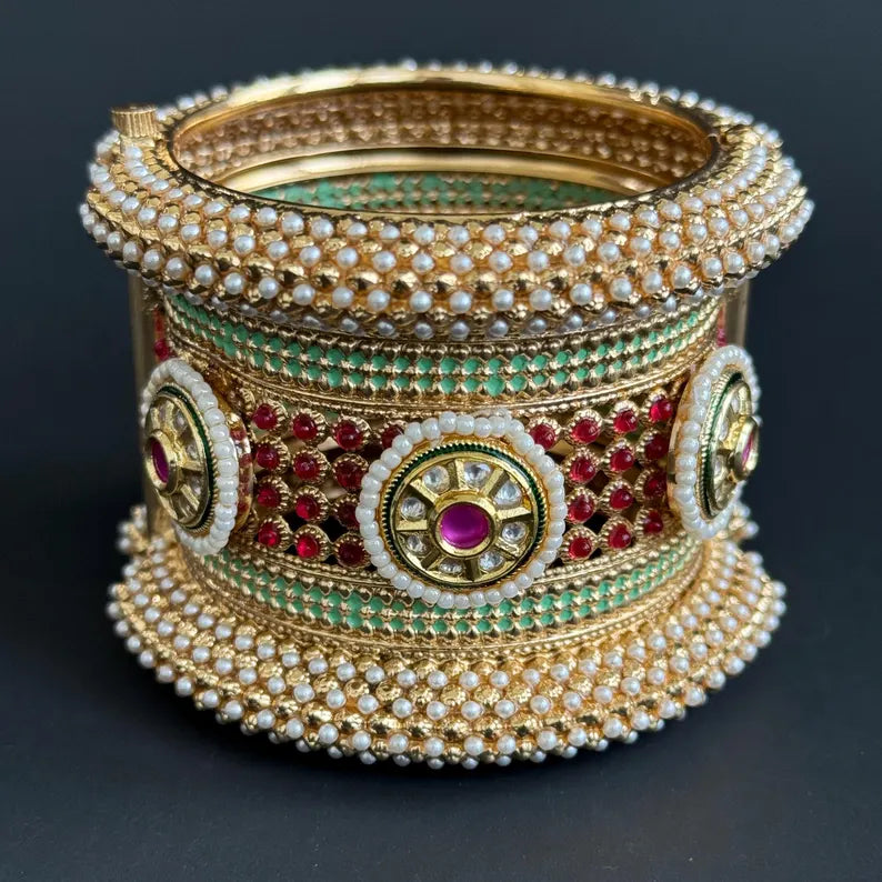 Gold plated Rajwadi Kundan openable Single Kada Bangle(1Pc)/Indian Kada/Wedding Jewelry/Kada/Punjabi Jewelry/Indian Wedding/Bollywood bangle