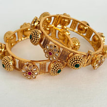 Set of 2 Ruby Green Gold RajwadiBangles(2 PC)/Pacheli Bangles/Indian Bangles/Polki stone bangles/Indian wedding/bridal chuda bangles