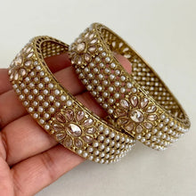 Polki Pearl Kundan antique dull gold finish Bangles Pair /Punjabi bangles/Bridal bangles/Indian wedding jewelry/Pakistani/Kada\bangles