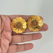 Gold Stud Earrings/Antique tops/Indian Studs/Indian Earrings/Temple Jewelry/South indian earrings/Bridal Jewelry/Indian wedding