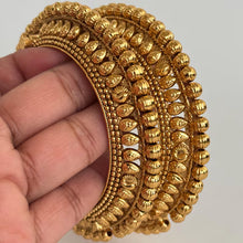 Gold Kada bangles 2pc/Indian bangles/Antique bangles/Temple Jewelry/Bridal Bangles/Indian Wedding/Pakistani Jewelry/South indian jewelry