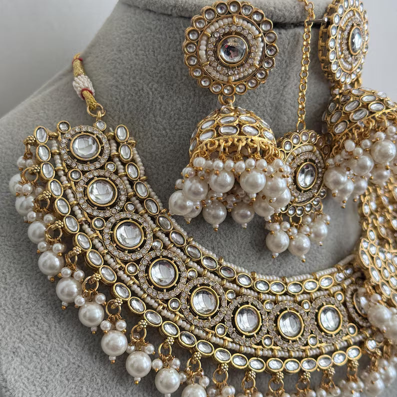 White Gold Kundan Pearl Necklace with earrings, tikka, Passa, and Ring, Bridal necklace Indian Pakistani Punjabi Wedding Jewelry