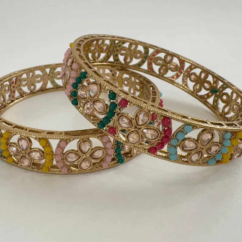 A Pair of Polki Pearl Kundan antique dull gold finish Bangles Pair /Punjabi bangles/Bridal bangles/Indian wedding jewelry/Pakistani/Kada