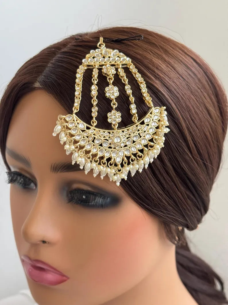 White gold Kundan Pearl Passa, Jhoomer, Side tikka Indian Punjabi Pakistani wedding jewelry, jewelry, Hair accesories
