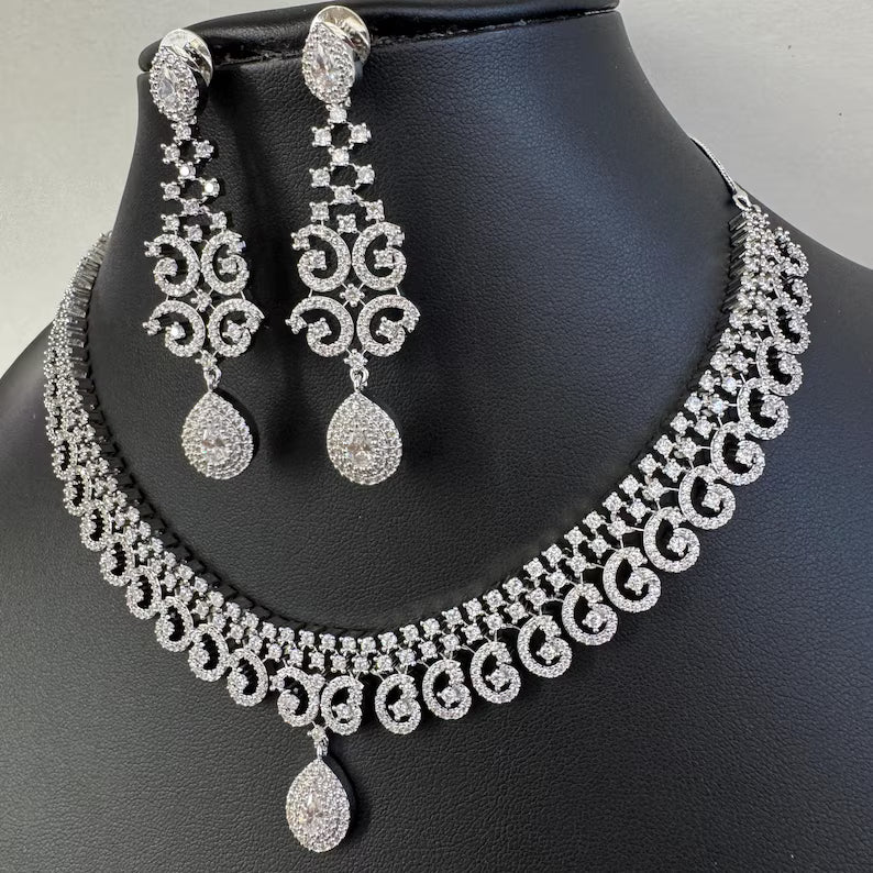 White silver American Diamond necklace/Delicate CZ Stones Necklace/Elegant/Unique Jewelry/Indian/Pakistani/Bollywood/Indian Wedding/Bridal