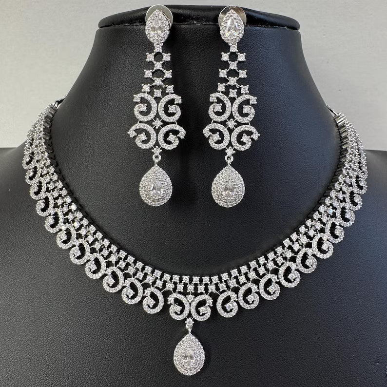 White silver American Diamond necklace/Delicate CZ Stones Necklace/Elegant/Unique Jewelry/Indian/Pakistani/Bollywood/Indian Wedding/Bridal