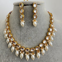 Pearl Kundan Necklace Set/Bollywood Jewelry/Indian wedding set/Bridal necklace set/Pakistani jewelry/wedding kundan set /punjabi Jewelry