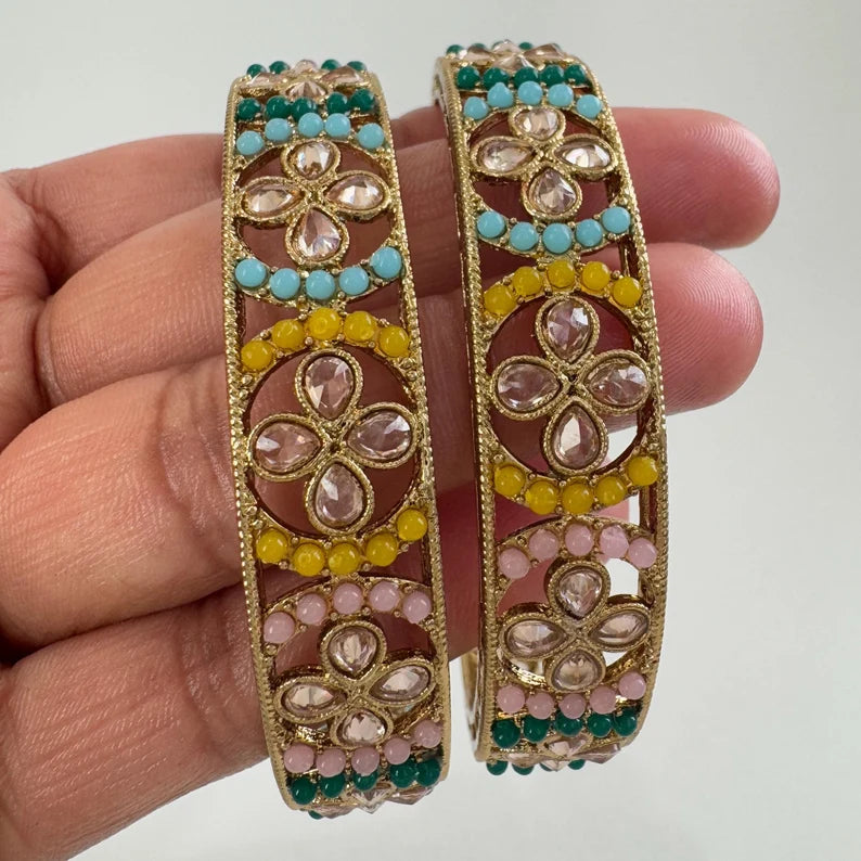 A Pair of Polki Pearl Kundan antique dull gold finish Bangles Pair /Punjabi bangles/Bridal bangles/Indian wedding jewelry/Pakistani/Kada