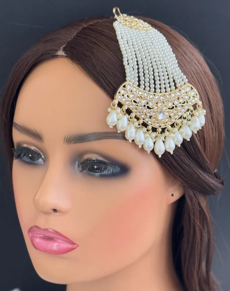 White gold Kundan Pearl Passa, Jhoomer, Side tikka Indian Punjabi Pakistani wedding jewelry, jewelry, Hair accesories