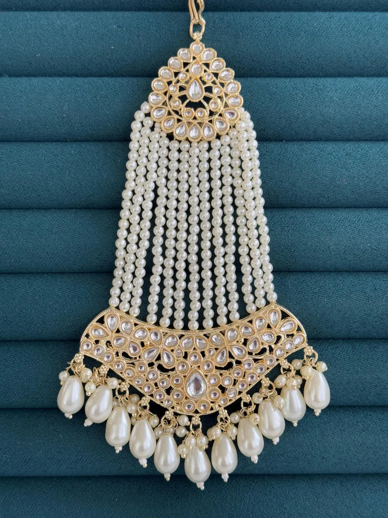 White gold Kundan Pearl Passa, Jhoomer, Side tikka Indian Punjabi Pakistani wedding jewelry, jewelry, Hair accesories