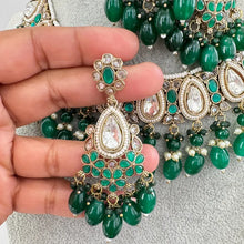 Emerald Green Kundan Necklace Set, Kundan Choker, Bollywood Jewelry, Indian Pakistani jewelry for wedding