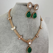 Green Doublet Antique Gold Kundan Necklace, South Indian Jewelry, Fusion Necklace Wedding necklace, Gold Necklace, Victorian uncut kundan