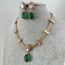 Green Doublet Antique Gold Kundan Necklace, South Indian Jewelry, Fusion Necklace Wedding necklace, Gold Necklace, Victorian uncut kundan