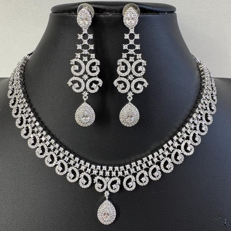 White silver American Diamond necklace/Delicate CZ Stones Necklace/Elegant/Unique Jewelry/Indian/Pakistani/Bollywood/Indian Wedding/Bridal