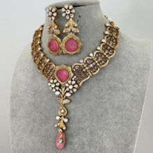 Pink Amrapali jewelry Inspired Gold Moissanite Polki Kundan Necklace, Fusion Indian trending jewelry, Bollywood, Indian, Pakistani necklace