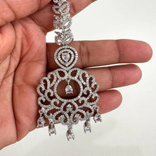 Cz diamond Maang tikka/ Kundan Tikka/ Indian Jewelry/ Indian Wedding Jewelry/ Pakistani Jewelry/ Jhoomer/ Matha patti/ forehead jewelry