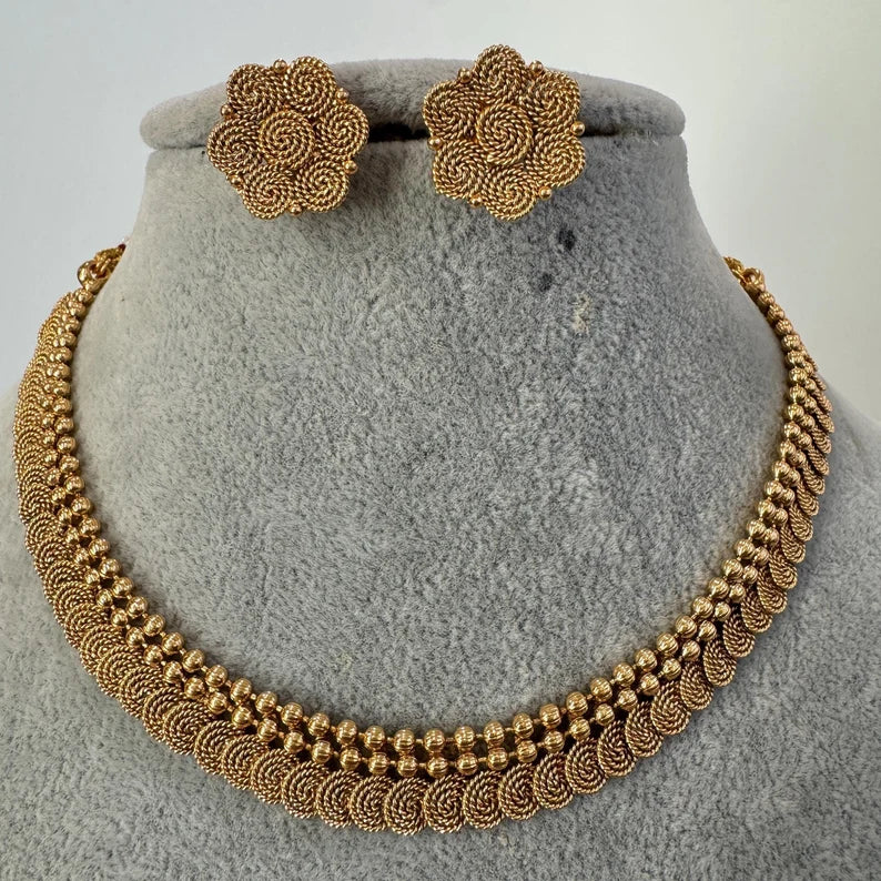 Antique Gold Necklace/Rajwadi necklace/South Indian Jewelry/Wedding necklace/Bridesmaid Necklace/Indian necklace/Gift for her