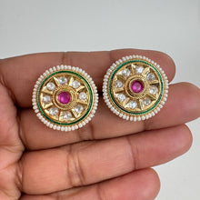 Small Moissanite Kundan Stud Earrings/Indian Studs/Indian Earrings/Indian Jewelry/Kundan Studs/Sabyasachi studs/Bridal Jewelry/wedding