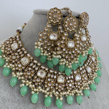 Mint Kundan Necklace Set/ Kundan Choker/ Bollywood Jewelry/ Indian jewelry/ Pakistani necklace/ punjabi/bridal necklace/indian wedding