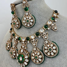 Green Mossinate Polki Fusion Necklace, Sabyasachi Necklace, Wedding Necklace, Semi Precious Jewelry, Bollywood Celebrity Necklace,Pakistani