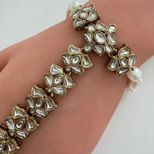 Dull Gold Kundan Single Hath Paan/Bracelet/Haath phool/Hathh Panja/finger Hand bracelet/Bridal/hand harness/Hand Jewelry/Indian wedding