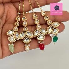 Maang tikka/ Kundan Tikka/ Indian Jewelry/ Indian Wedding Jewelry/ Pakistani Jewelry/ Jhoomer/ Matha patti/ Indian forehead jewelry