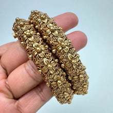 Gold Kada bangles 2pc/Indian bangles/Antique bangles/Temple Jewelry/Bridal Bangles/Indian Wedding/Pakistani Jewelry/South indian jewelry