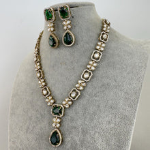 Green Kundan Necklace Set/ Indian Kundan Set/ Bollywood Jewelry/ Indian jewelry/Pakistani necklace/punjabi necklace/bridal/indian wedding