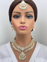 White Pearl Kundan Necklace Set/Kundan Bollywood Jewelry/Indian jewelry/ Pakistani necklace/ punjabi necklace/bridal necklace/indian wedding